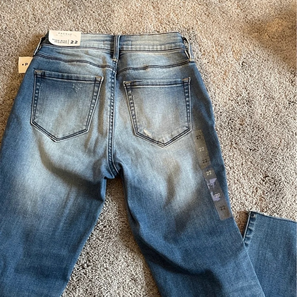 NWT Pacsun High Rise Distressed Jeggings - Picture 4 of 6